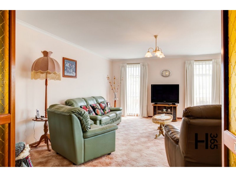 8 Somme Street, Miandetta TAS 7310