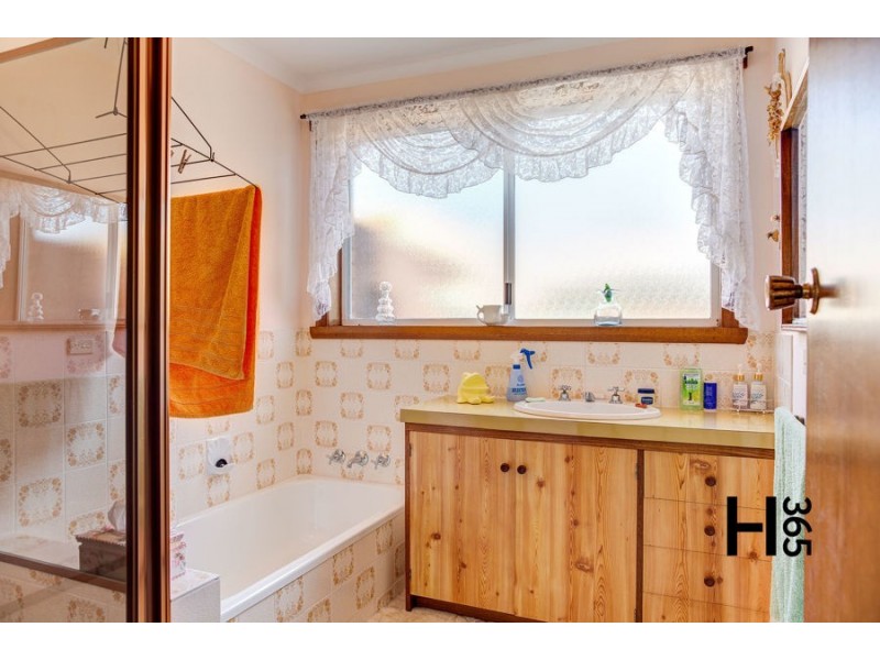 8 Somme Street, Miandetta TAS 7310