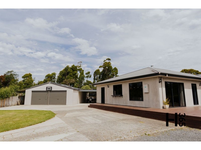 71 Lawrence Drive, Devonport TAS 7310