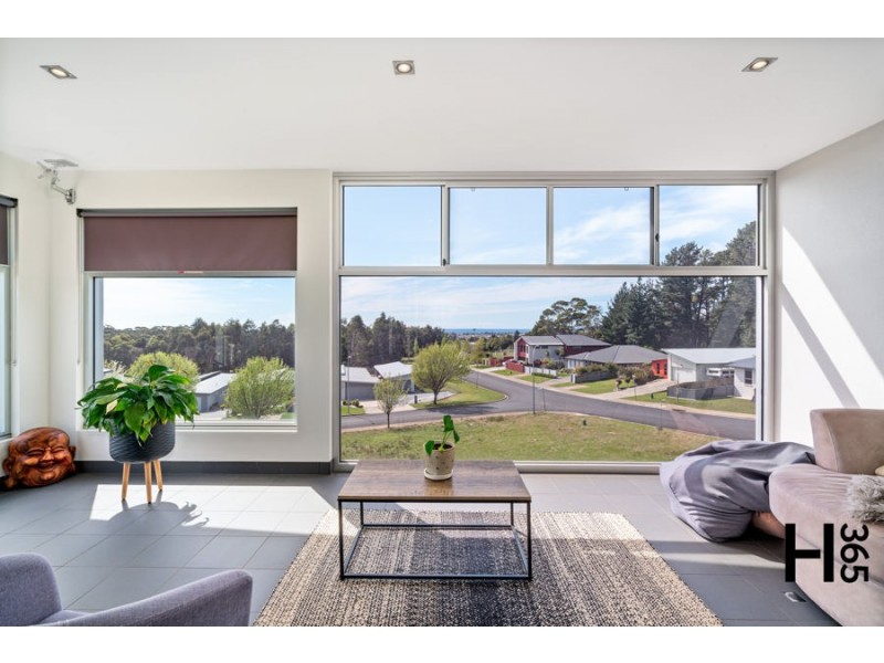 41 Leary Avenue, Stony Rise TAS 7310
