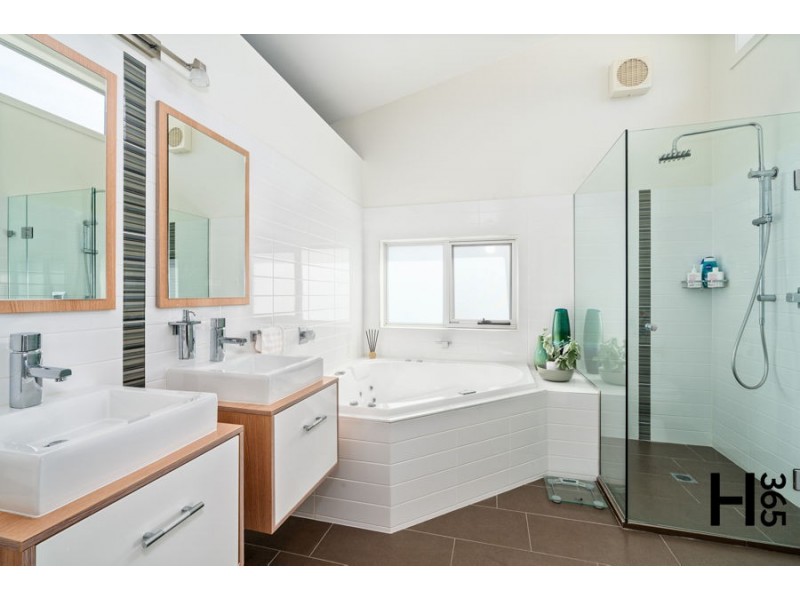 41 Leary Avenue, Stony Rise TAS 7310