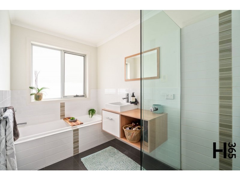41 Leary Avenue, Stony Rise TAS 7310