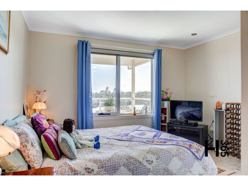 23 McCall Terrace, Stony Rise TAS 7310