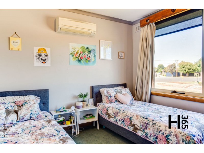 1 Niela Crescent, Miandetta TAS 7310