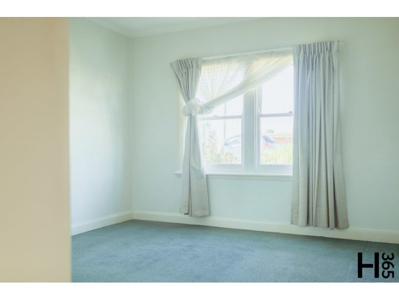 12 Hillcrest Road, Devonport TAS 7310