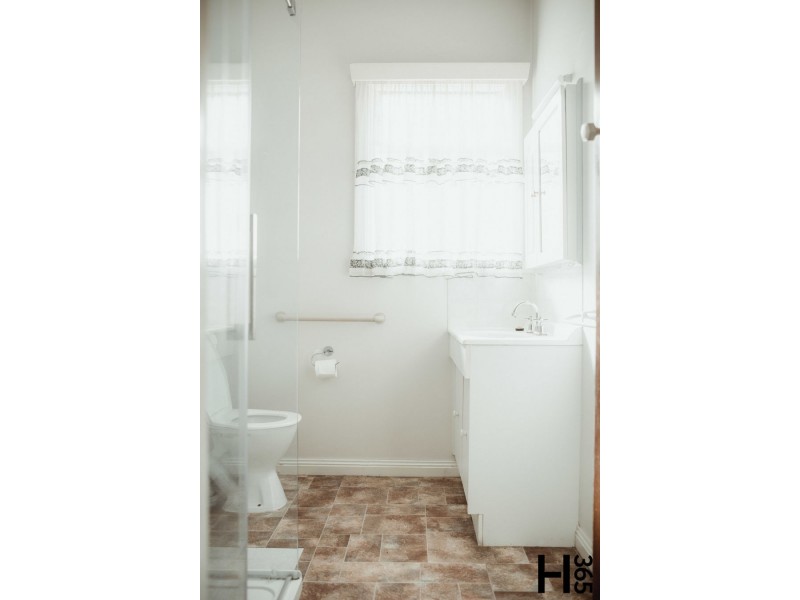 12 Hillcrest Road, Devonport TAS 7310