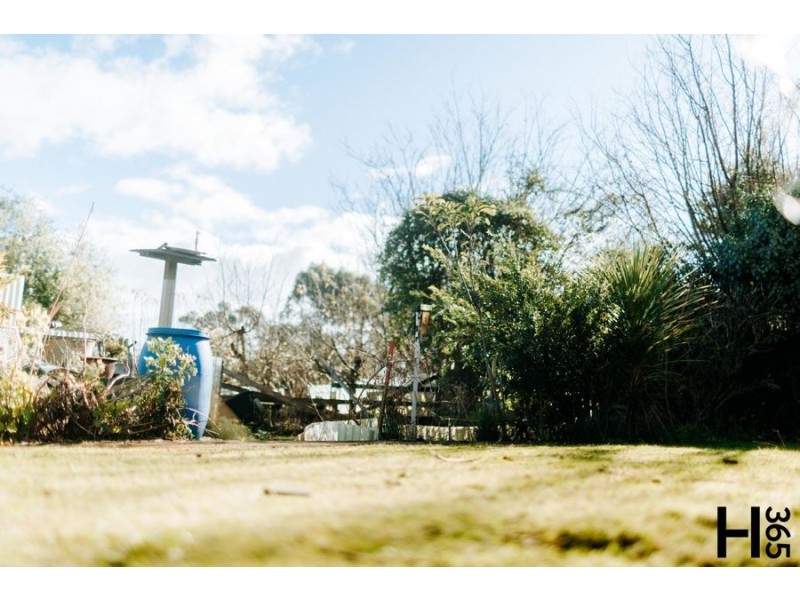 12 Hillcrest Road, Devonport TAS 7310