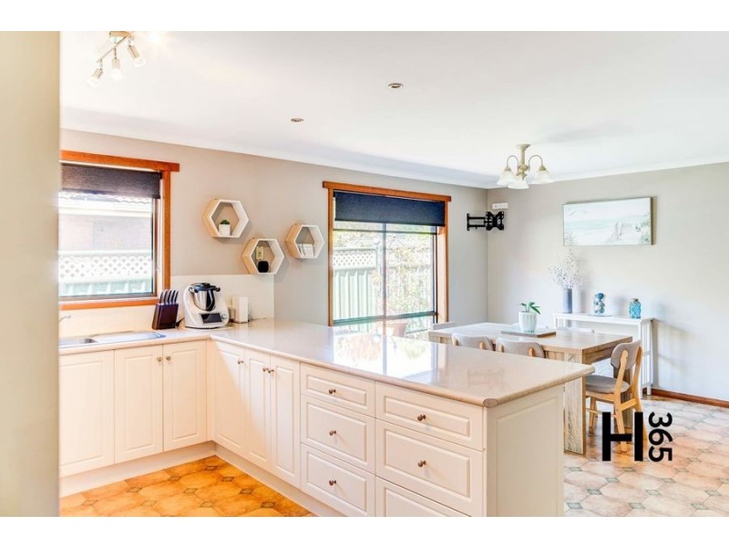 3 Berkeley Court, Miandetta TAS 7310