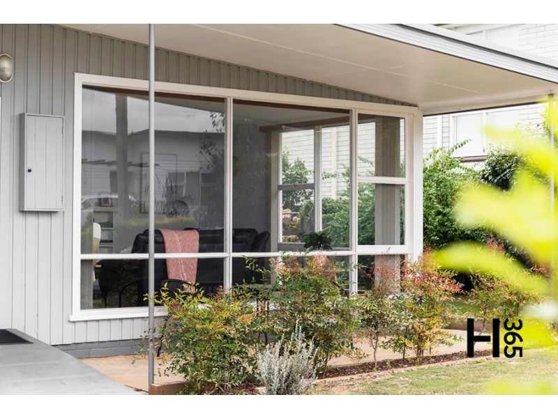 16 Manning Crescent, Devonport TAS 7310