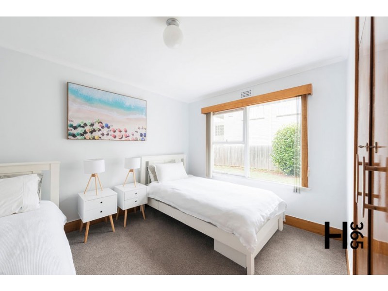 16 Manning Crescent, Devonport TAS 7310