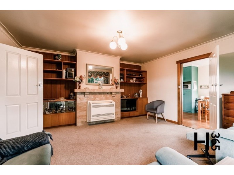 8 Churchill Avenue, Devonport TAS 7310