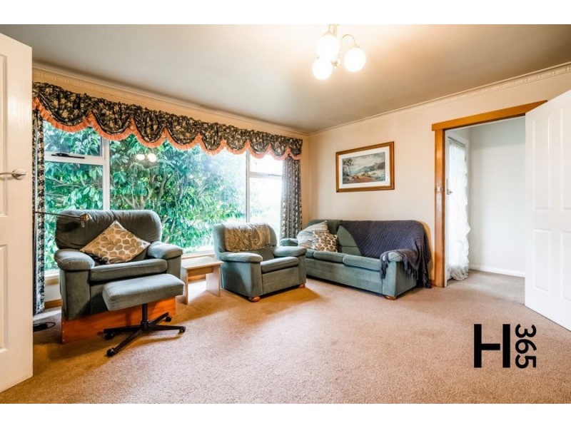 8 Churchill Avenue, Devonport TAS 7310