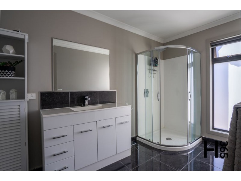 24 Coral Avenue, Ulverstone TAS 7315