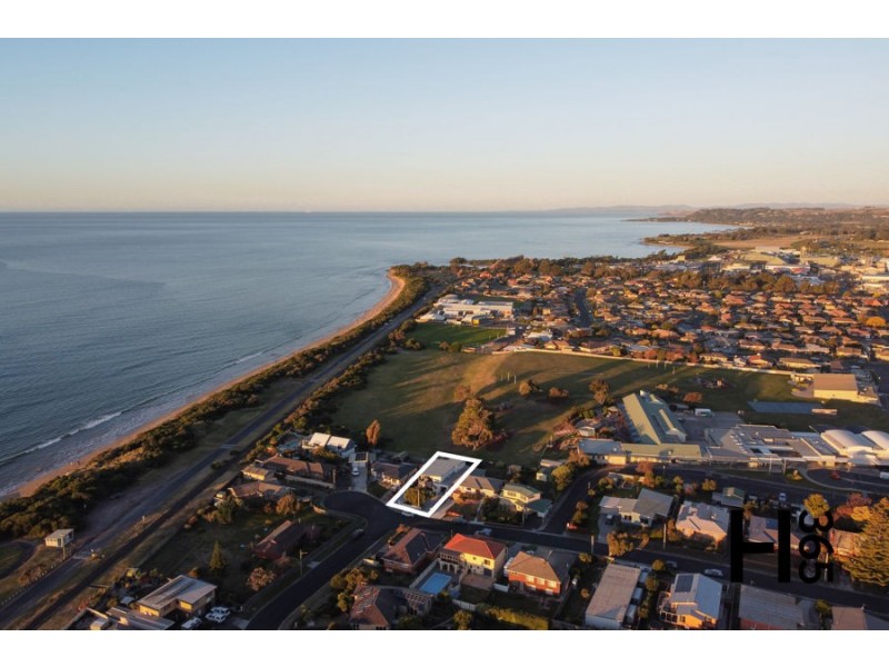 18 Richard Place, Ulverstone TAS 7315
