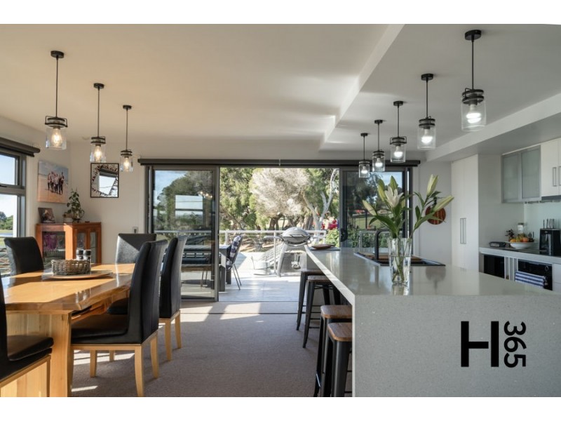 18 Richard Place, Ulverstone TAS 7315