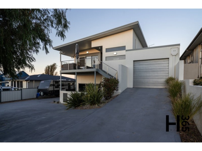 18 Richard Place, Ulverstone TAS 7315