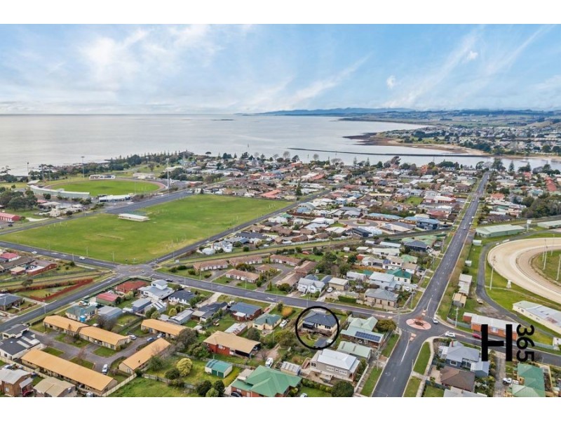 121 Gunn Street, Devonport TAS 7310