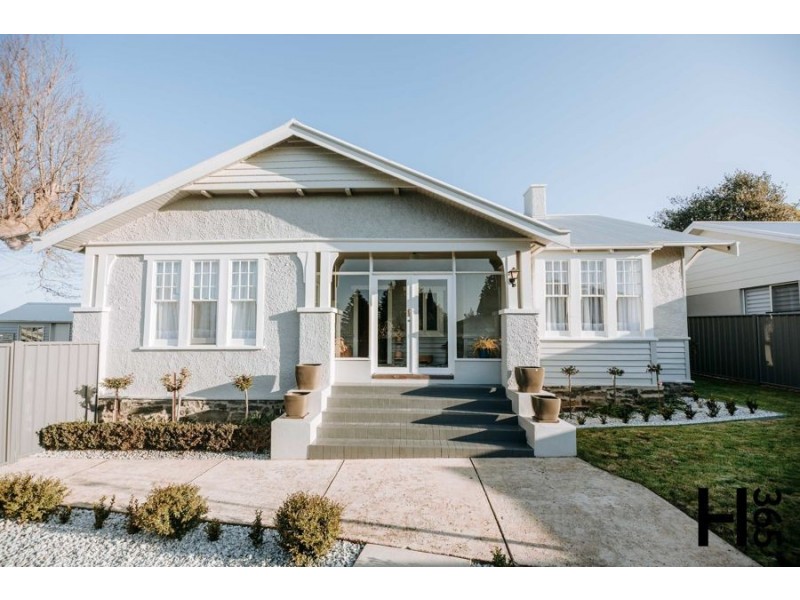 8 Ronald Street, Devonport TAS 7310