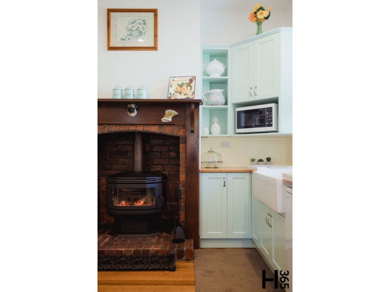 8 Ronald Street, Devonport TAS 7310