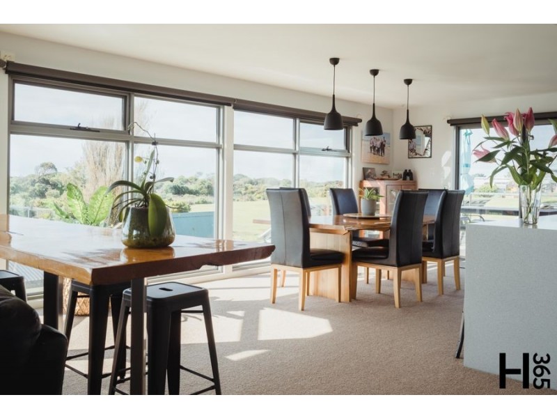 18 Richard Place, Ulverstone TAS 7315