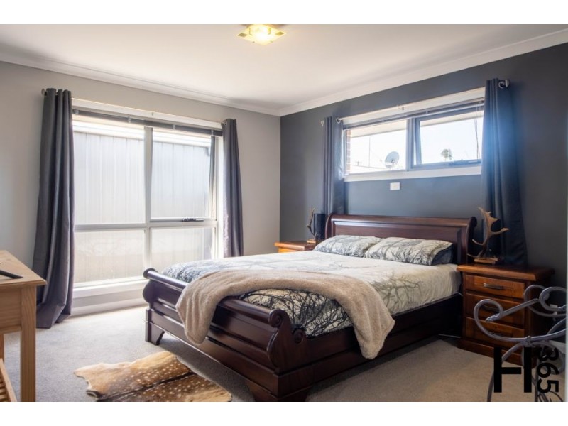 2/11 Cross Street, East Devonport TAS 7310