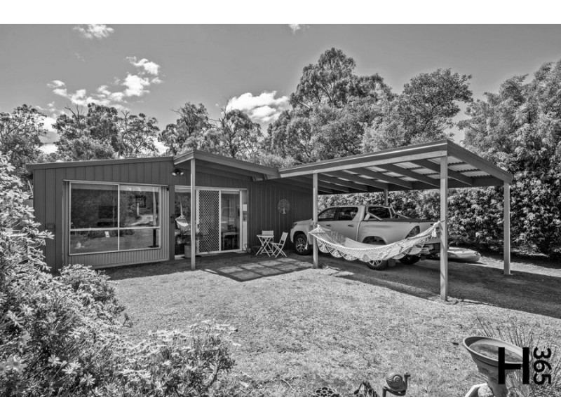 127 Charles Street, Squeaking Point TAS 7307