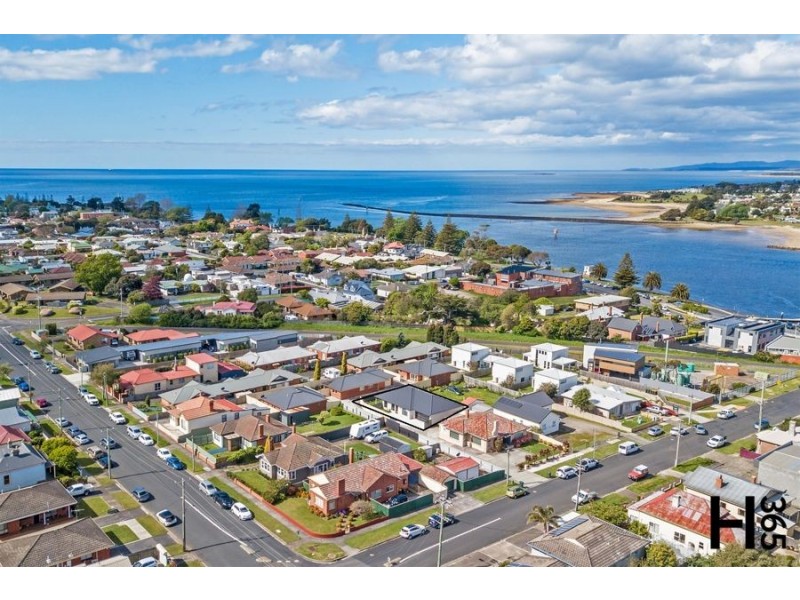 4/14 Parker Street, Devonport TAS 7310