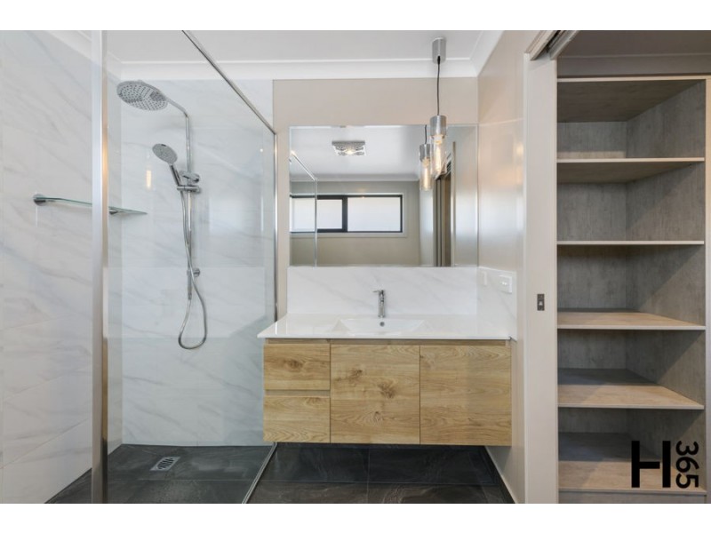 4/14 Parker Street, Devonport TAS 7310