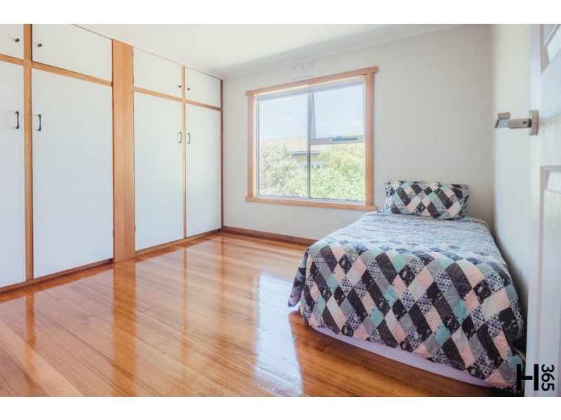 11 Highview Crescent, Devonport TAS 7310