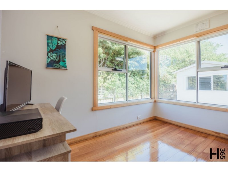 11 Highview Crescent, Devonport TAS 7310