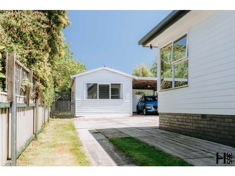 11 Highview Crescent, Devonport TAS 7310