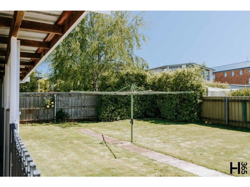 11 Highview Crescent, Devonport TAS 7310