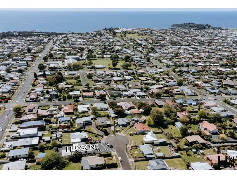 11 Highview Crescent, Devonport TAS 7310
