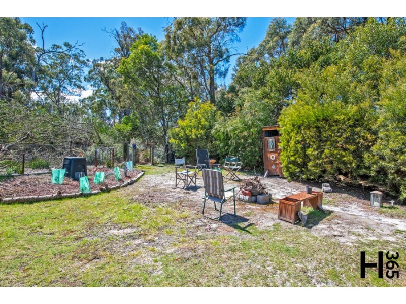 127 Charles Street, Squeaking Point TAS 7307