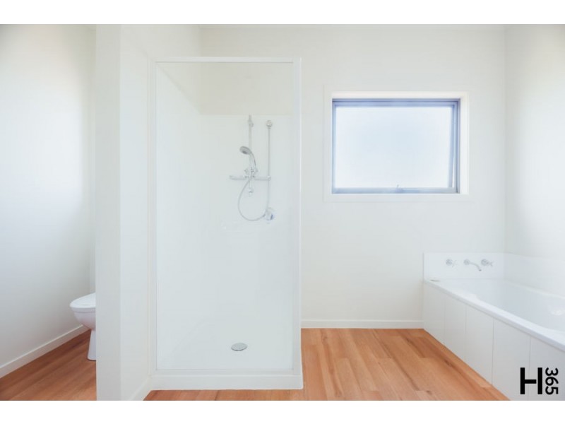 2/54 Percy Street, Devonport TAS 7310