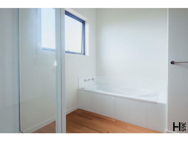 2/54 Percy Street, Devonport TAS 7310