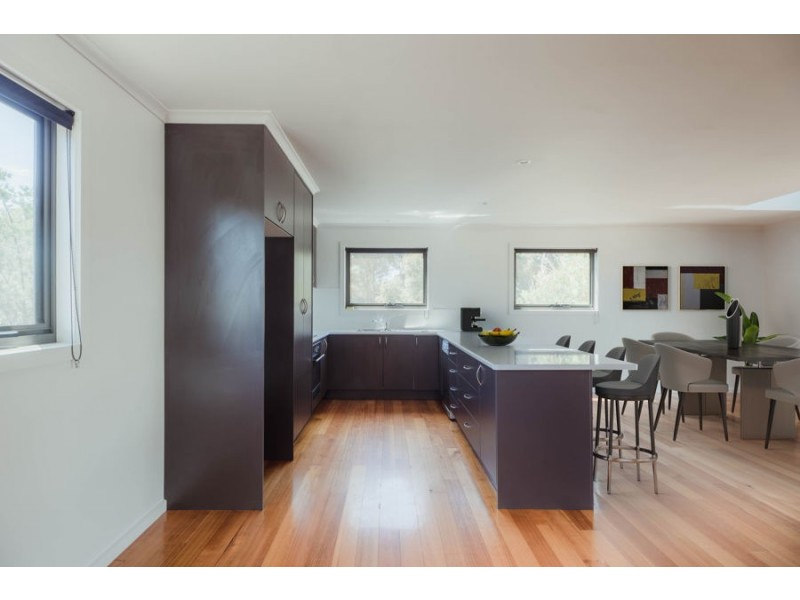 2/4 Chardonnay Drive, Hawley Beach TAS 7307