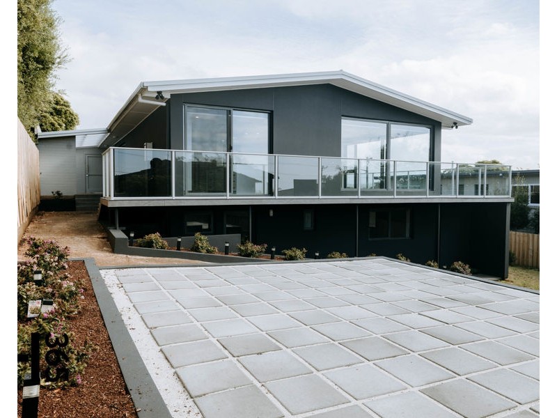 14 Haines Place, Devonport TAS 7310