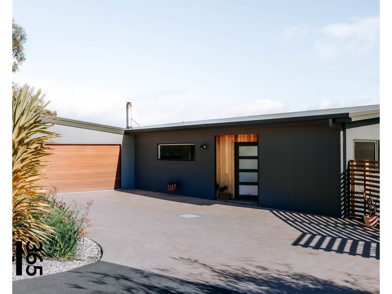 44 Braddons Lookout Road, Leith TAS 7315