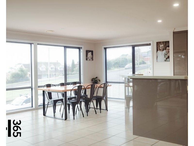 5 Westbury Place, Devonport TAS 7310