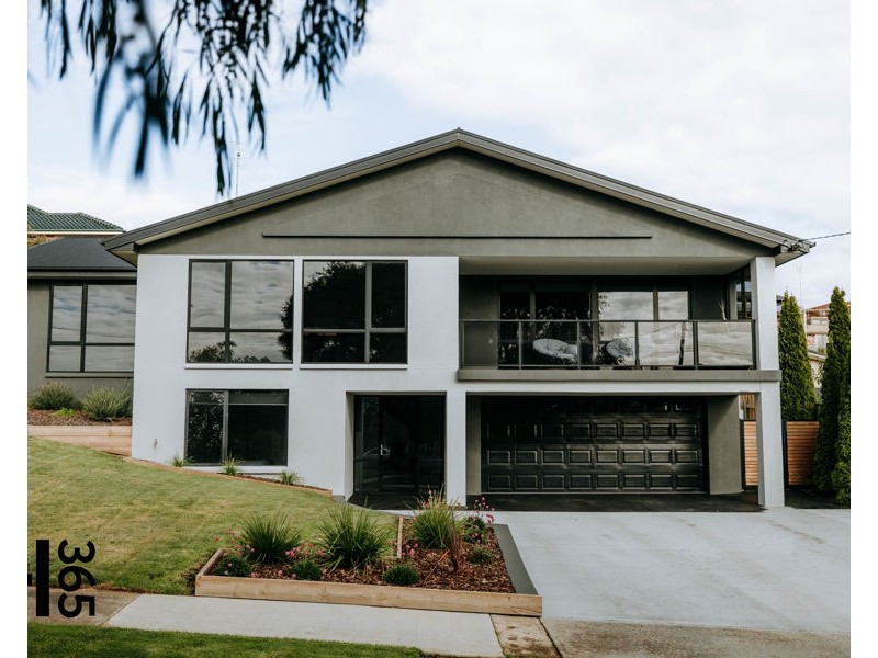 5 Westbury Place, Devonport TAS 7310