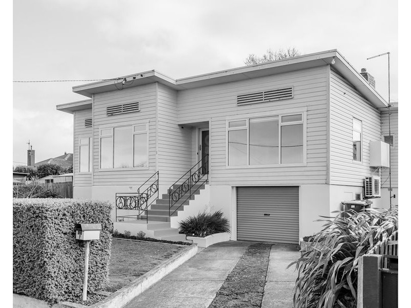 1 Murfet Crescent, Devonport TAS 7310