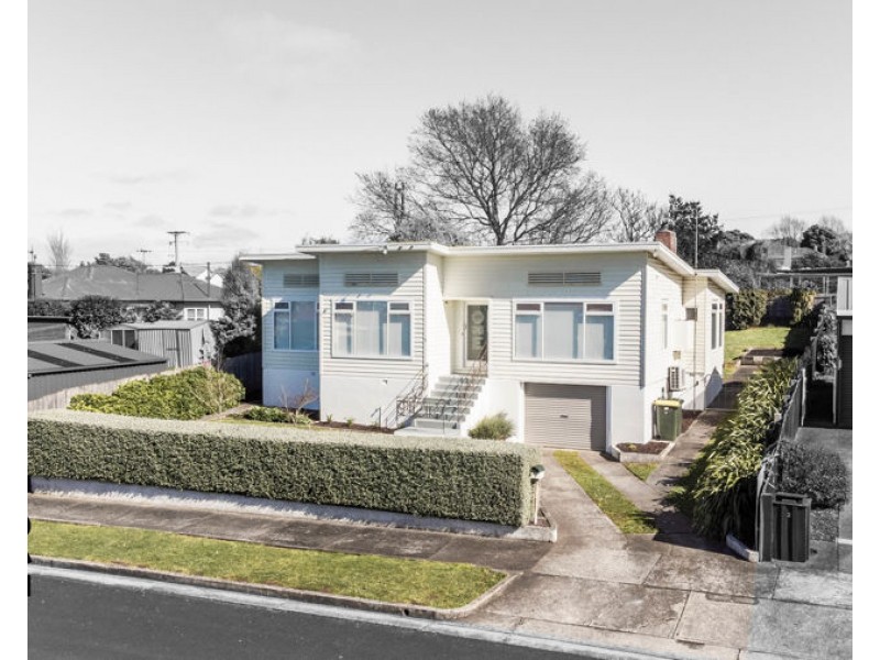 1 Murfet Crescent, Devonport TAS 7310