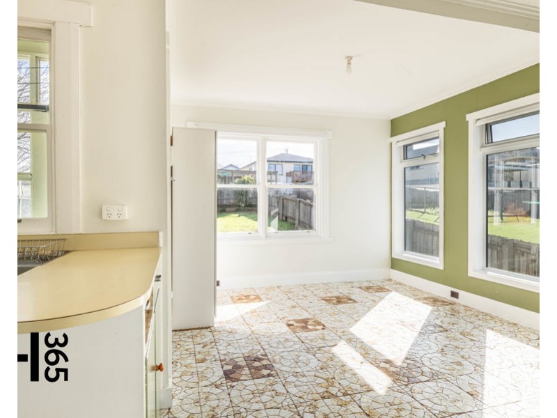 1 Murfet Crescent, Devonport TAS 7310