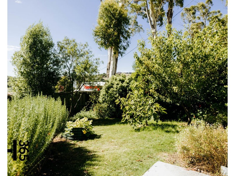 2/49 Shaw Street, Miandetta TAS 7310