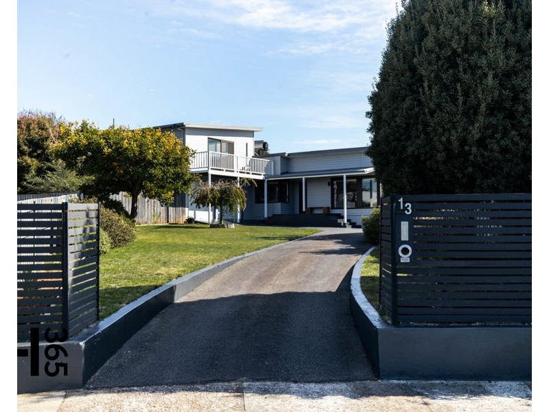 13 Highview Crescent, Devonport TAS 7310