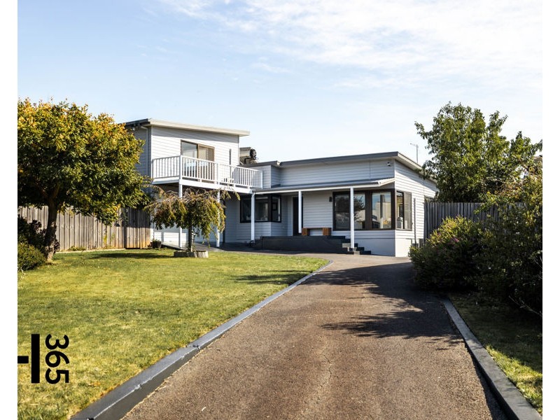 13 Highview Crescent, Devonport TAS 7310