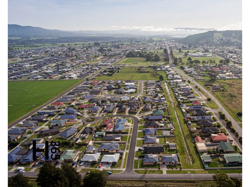 1/24 Cherry Grove, Latrobe TAS 7307