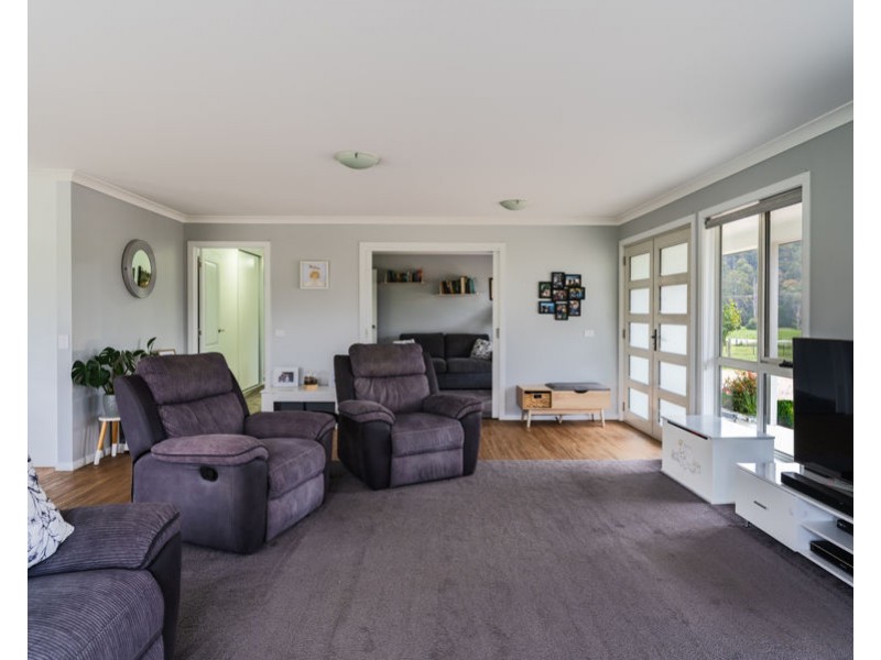 611 Sheffield Road, Acacia Hills TAS 7306