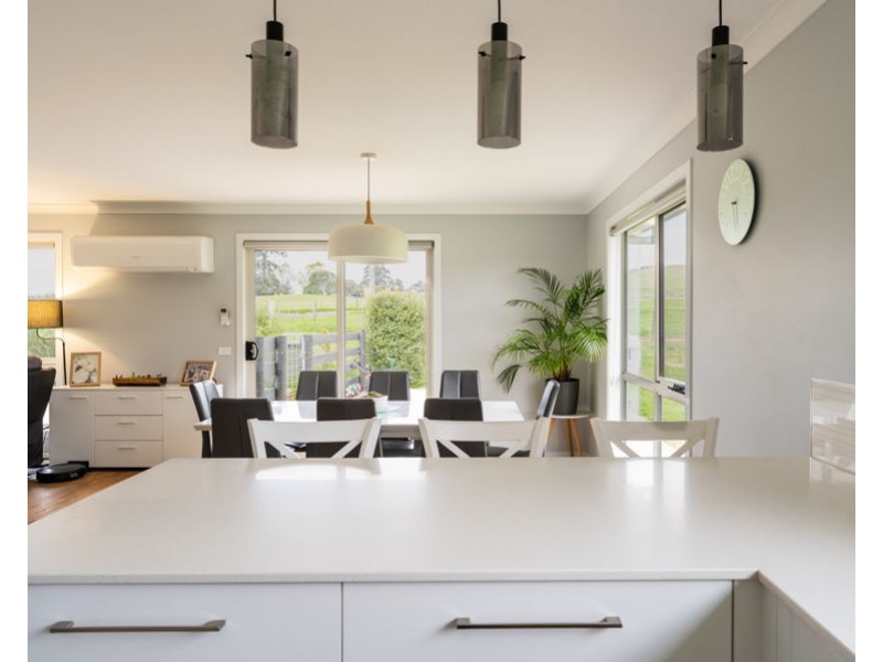 611 Sheffield Road, Acacia Hills TAS 7306